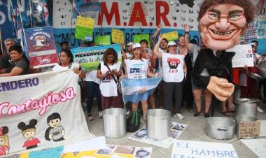 NUEVO RECLAMO DE ALIMENTOS PARA LOS COMEDORES COMUNITARIOS