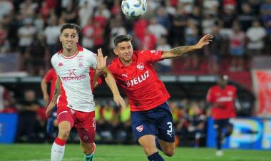 COPA DE LA LIGA: INDEPENDIENTE Y HURACÁN EMPATARON SIN GOLES EN EL DUCÓ