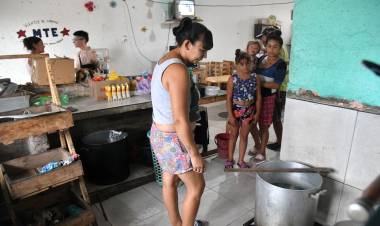 CÓMO FUNCIONA UN COMEDOR COMUNITARIO ANTE LA AUSENCIA DEL ESTADO NACIONAL