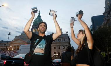 CONFRONTAR LO NECESARIO, ESPERAR Y SEGUIR UNIDOS