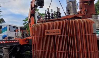 SECHEEP INSTALÓ UN TRANSFORMADOR EN COLONIA BARANDA 