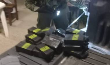 GENDARMERÍA SECUESTRA MERCADERÍA VALUADA EN CASI CIEN MILLONES DE PESOS