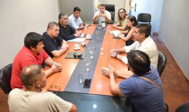 GOBIERNO Y EL IDACH ACORDARON LLEGAR CON EL PROGRAMA “ÑACHEC” A LAS COMUNIDADES ORIGINARIAS 