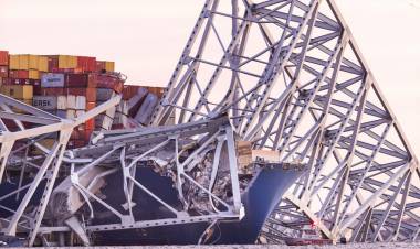 IMPACTANTES IMÁGENES DEL DERRUMBRE DEL PUENTE EN BALTIMORE