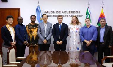 CRUZADA EVANGELÍSTICA: EL GOBIERNO Y REFERENTES DEL MINISTERIO CRISTIANO INTERNACIONAL AVANZAN EN EL  EVENTO QUE SE REALIZARÁ EN RESISTENCIA