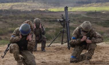 UCRANIA: EL PARLAMENTO APROBÓ UNA LEY QUE ENDURECE LA MOVILIZACIÓN MILITAR