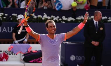 RAFA NADAL VOLVIÓ EN BARCELONA: A MEDIA MÁQUINA PERO VICTORIOSO