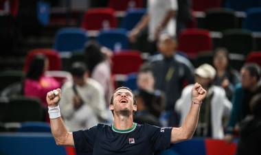 "FUE UN VIAJE MARAVILLOSO": EL "PEQUE" SCHWARTZMAN ANUNCIÓ SU RETIRO DEL TENIS