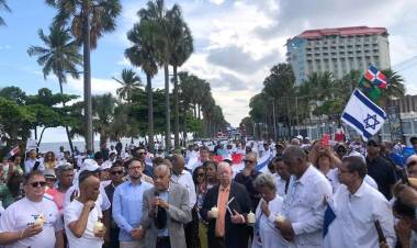 DOMINICA: LA MARCHA DE LA VIDA RECORDÓ EL HOLOCAUSTO JUDÍO