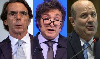 LOS “INTRUSOS” Y EL CABALLO DE TROYA DE AZNAR