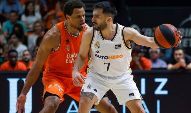 CAMPAZZO FUE ELEGIDO EL JUGADOR MÁS VALIOSO DE LA TEMPORADA EN ESPAÑA