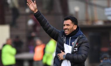 TEVEZ SACÓ UN CERO EN SU DESPEDIDA DE INDEPENDIENTE