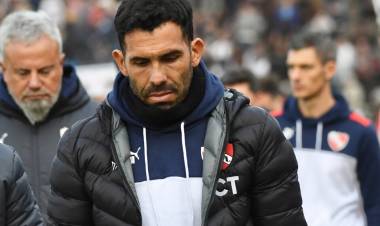 TEVEZ SE CONFORMÓ CON POCO