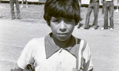 LA HISTORIA DE MARADONA CON LOS JUEGOS EVITA