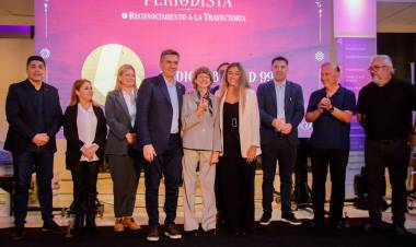 EN EL DÍA DEL PERIODISTA, ZDERO PONDERÓ LA LABOR DE LOS PROFESIONALES DE LA COMUNICACIÓN: “EL RECONOCIMIENTO ES DESDE LA VALORACIÓN Y EL RESPETO”