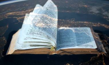 LA INTELIGENCIA ARTIFICIAL SE RINDE A LA EVIDENCIA DE LA IMPORTANCIA DE LA BIBLIA