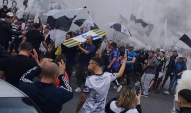 BURLAS ANTISEMITAS: SE LES APLICÓ EL DERECHO DE ADMISIÓN A CINCO HINCHAS DE ALL BOYS