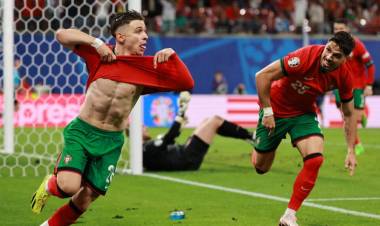 PORTUGAL LLEGÓ A LA VICTORIA EN TIEMPO DESCUENTO