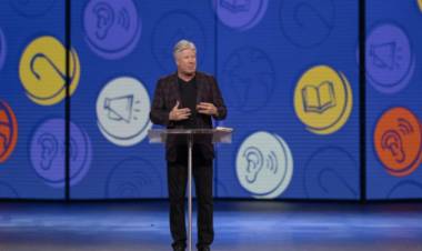 TEXAS: DIMITE PASTOR DE MEGAIGLESIA ACUSADO DE ABUSO A UNA MENOR EN LOS 80