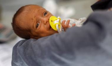 LA ONU DENUNCIÓ QUE LOS NIÑOS MUEREN DESNUTRIDOS EN GAZA A LA ESPERA DE ALIMENTOS