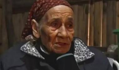 ABUELITA! “A LOAN LO BUSCO POR LOS ÁRBOLES, SE LO LLEVÓ EL POMBERITO"