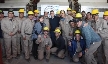 EL GOBERNADOR HABILITÓ LA NUEVA PLANTA DESMOTADORA SAN BERNARDO SRL