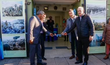 EL GOBERNADOR ZDERO ACOMPAÑÓ LA REAPERTURA DEL MUSEO “MALVINAS CHACO”