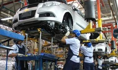 CRISIS LABORAL EN LA INDUSTRIA