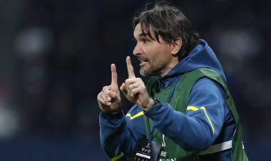 LOS REFUERZOS DE BOCA DEBUTARÁN EL DOMINGO ANTE DEFENSA