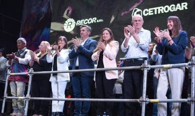 CIERRE DE LA BIENAL 2024: “RATIFICAMOS EL ACOMPAÑAMIENTO DEL GOBIERNO Y NOS PREPARAMOS PARA EL 2026”, DIJO EL GOBERNADOR ZDERO