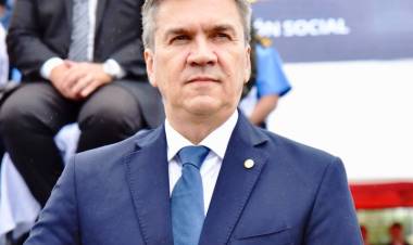 EL GOBERNADOR ZDERO ANUNCIÓ EL PAGO DE LA CLÁUSULA GATILLO 