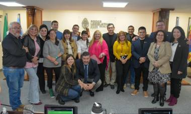 CON LA CREACIÓN DE DEFENSORÍAS Y REGULACIÓN DEL PROCESO DE ADOPCIÓN DE CANES, SE CONCRETÓ UNA NUEVA SESIÓN ORDINARIA EN LA LEGISLATURA