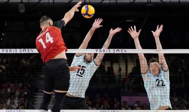 EL VÓLEY ARGENTINO LE DIJO ADIÓS A PARÍS: LA SELECCIÓN QUEDÓ ELIMINADA DE LOS JUEGOS OLÍMPICOS