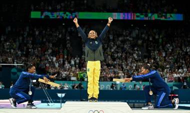 HIZO HISTORIA: REBECA ANDRADE GANÓ EL ORO EN GIMNASIA DE SUELO