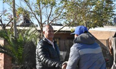 LA MUNICIPALIDAD DE VILLA ÁNGELA AVANZA EN LAS OBRAS DE ALCANTARILLADO EN LAS CALLES MENDOZA Y MONTEAGUDO