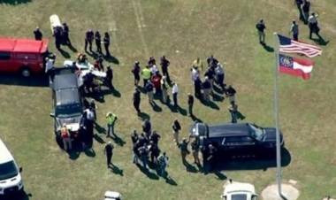 TIROTEO EN UNA SECUNDARIA DE ESTADOS UNIDOS: HAY "AL MENOS CUATRO MUERTOS"