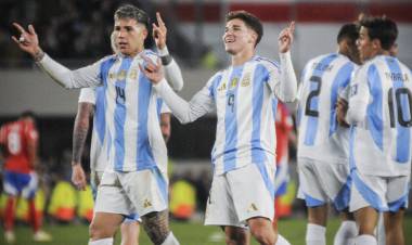 ELIMINATORIAS: ARGENTINA GANÓ, LIDERA LA TABLA Y VOLVIÓ A ENAMORAR