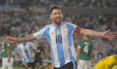 MESSI VOLVIÓ A JUGAR EN ARGENTINA Y DESLUMBRÓ