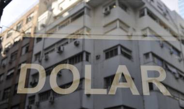 EL DÓLAR EMPIEZA A MOVERSE LENTAMENTE AL ALZA