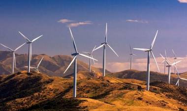 MÁS ENERGÍA RENOVABLE