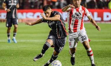 RIVER GANÓ UN PARTIDAZO EN CÓRDOBA CON UN LUJO DEL PITY MARTÍNEZ