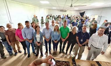 ”EL OBJETIVO ES ERRADICAR EL TRÁFICO ILEGAL DE METEORITOS” DIJO LIVIO GUTIÉRREZ