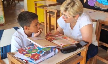 EDUCACIÓN: “LO QUE NOS COMPROMETIMOS A HACER, LO CUMPLIMOS” MANIFESTÓ LA MINISTRA NAIDENOFF