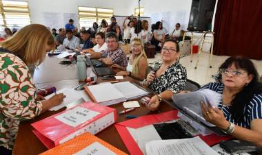 LA EDUCACIÓN CHAQUEÑA INICIA EL 2025 CON MÁS DE 2000 NUEVOS DOCENTES TITULARES