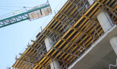 LA ACTIVIDAD ECONÓMICA, EN UNA MESETA