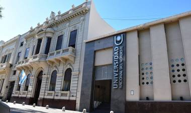 PRESUPUESTO UNIVERSITARIO: EL RECTOR LARROZA ADVIRTIÓ SOBRE UNA BAJA DE RECURSOS DE 30 %