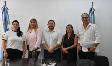 LA COMISIÓN DE TURISMO Y DEPORTES RATIFICÓ AUTORIDADES