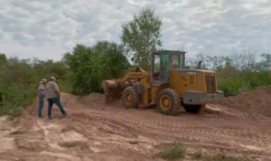 EL IMPENETRABLE: SAMEEP REALIZA TRABAJOS PARA QUE EL CRECIMIENTO DEL RÍO BERMEJO NO AFECTE LA POTABILIZACIÓN DE LA PLANTA DE EL PINTADO