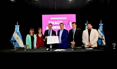 DÍA DEL EMPRENDEDOR CHAQUEÑO: EL GOBERNADOR ZDERO ANUNCIÓ CRÉDITOS PARA EL SECTOR