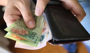 AUMENTÓ EL SALARIO MÍNIMO, VITAL Y MÓVIL: EN CUÁNTO QUEDÓ